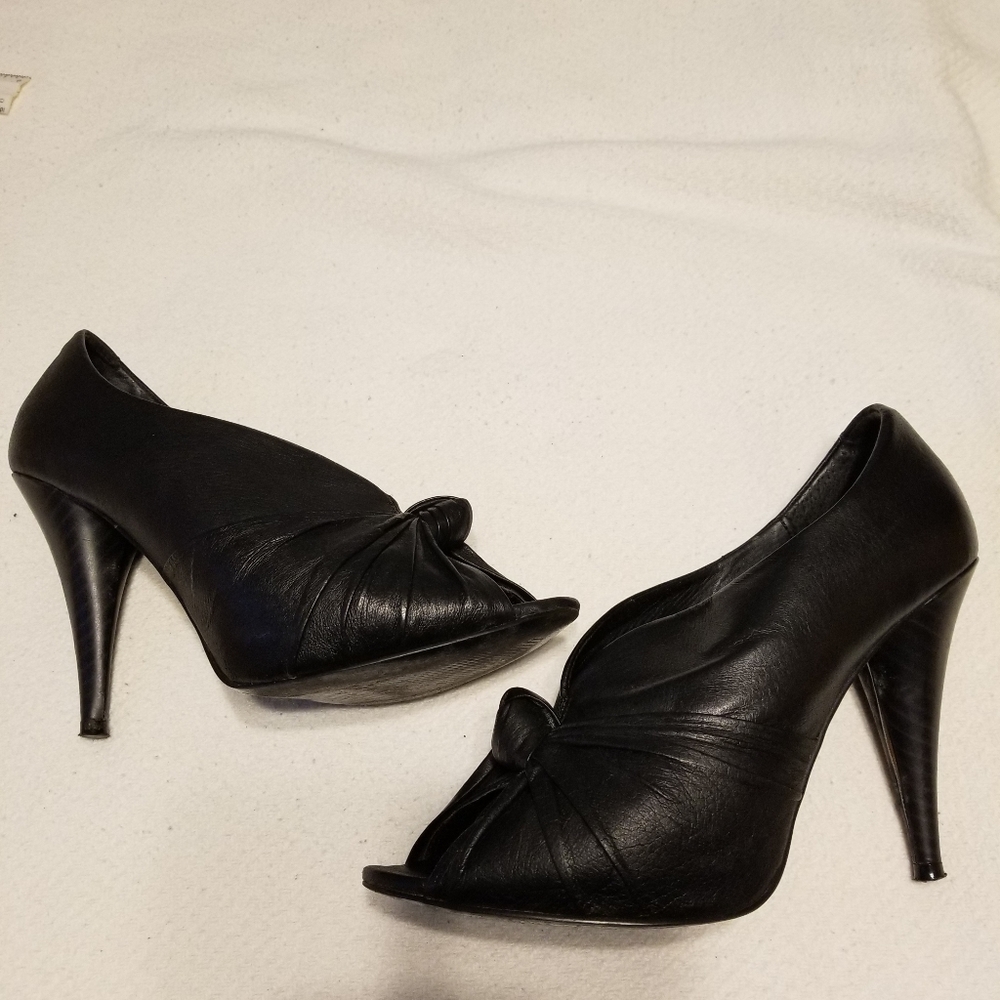 Black open toe heels